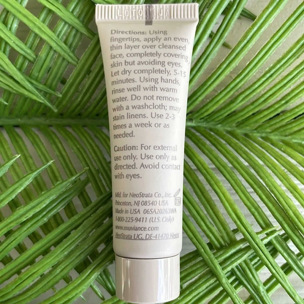 5️⃣ for 2️⃣5️⃣ Exuviance Detox Mud Mask